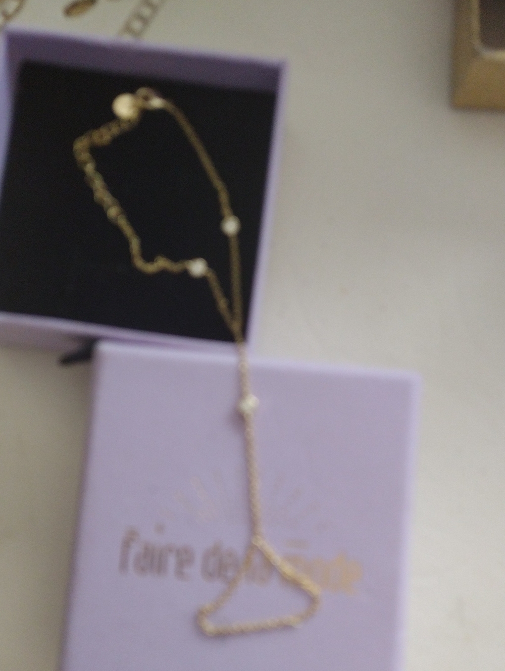 Delicate Gold-Tone Bracelet -ring in Gold New